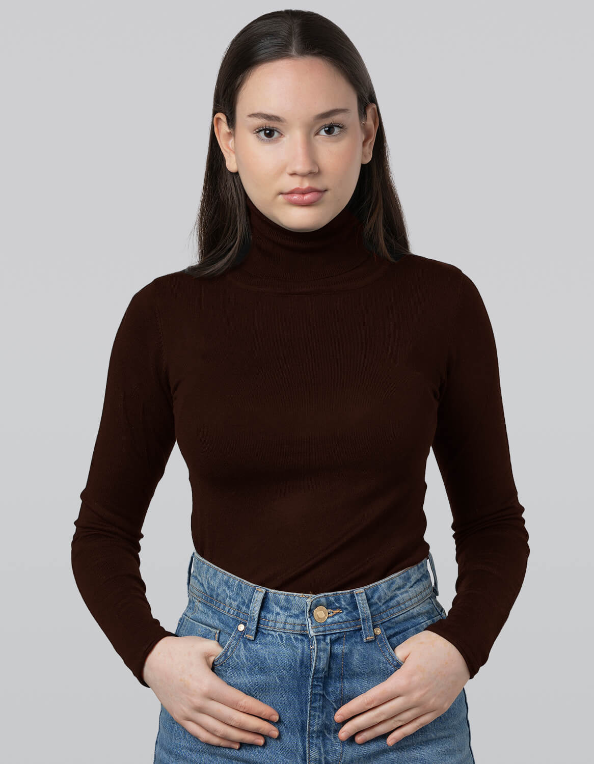 Black high-neck